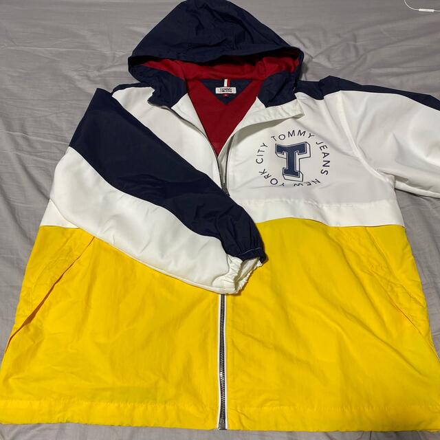 TOMMY(トミー)のトミージーンズ　ナイロンパーカー メンズのジャケット/アウター(ナイロンジャケット)の商品写真