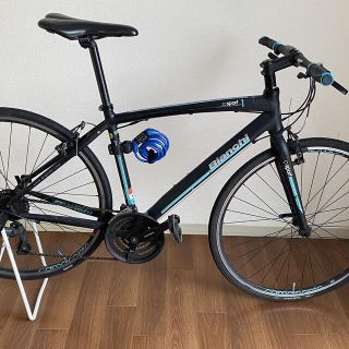 ビアンキ(Bianchi)のビアンキ　クロスバイク　前後タイヤ・チューブ、ハンドルグリップ新品(自転車本体)