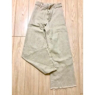 ザラ(ZARA)の【ZARA】マリンストレートジーンズ　ストーン　EUR34サイズ(デニム/ジーンズ)