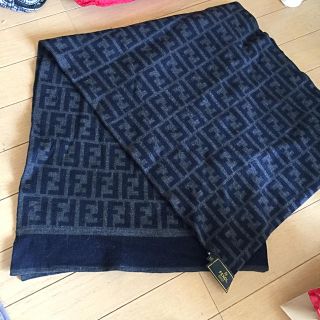 フェンディ(FENDI)のFENDI マフラー(マフラー)