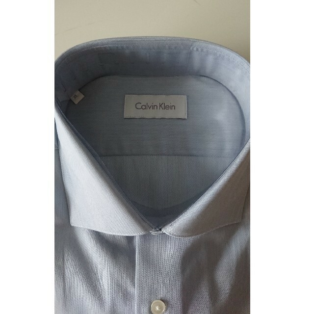 Calvin Klein(カルバンクライン)のぽー様【新品・未使用】Calvin Klein  ドレスシャツ  白・青 メンズのトップス(シャツ)の商品写真