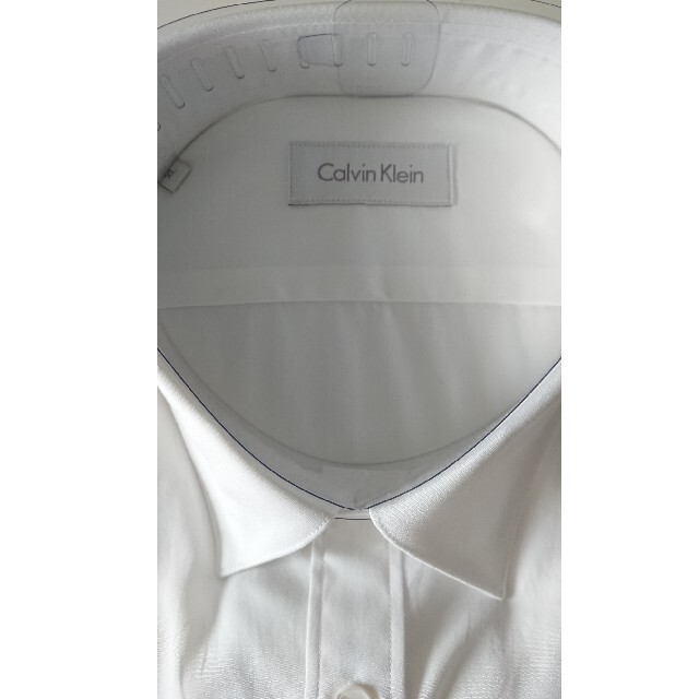 Calvin Klein(カルバンクライン)のぽー様【新品・未使用】Calvin Klein  ドレスシャツ  白・青 メンズのトップス(シャツ)の商品写真