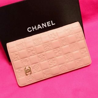 シャネル(CHANEL)の美品正規品【シャネル】アイコン長財布*ピンク系(財布)