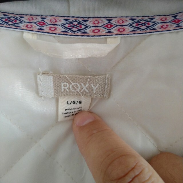 Roxy(ロキシー)のロキシー　レディース　アウター　L レディースのジャケット/アウター(その他)の商品写真