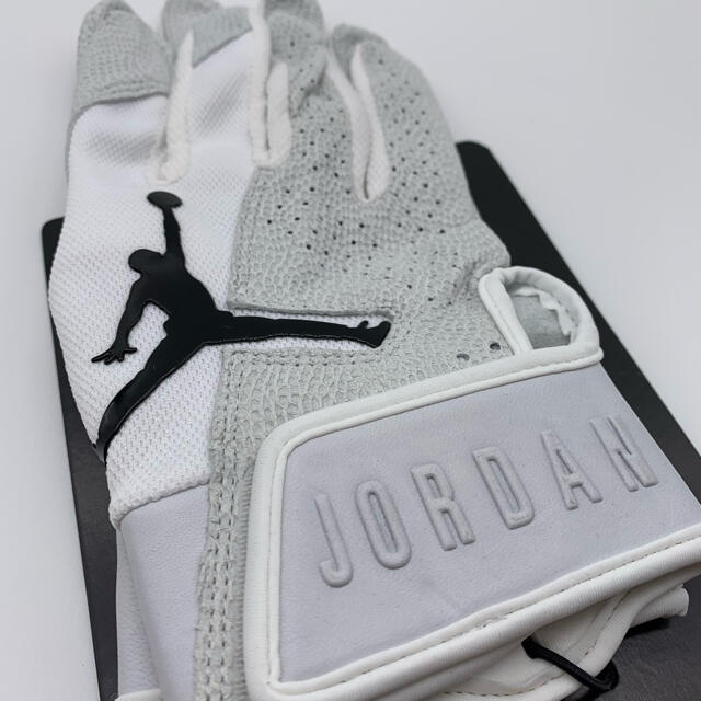 NIKE(ナイキ)のNIKE ナイキ JORDAN ジョーダン バッティング手袋 ホワイト M 両手 スポーツ/アウトドアの野球(ウェア)の商品写真