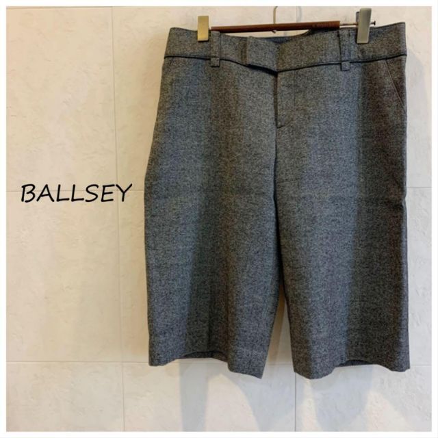 Ballsey(ボールジィ)のBALLSEY ショートパンツ シルク入 秋冬 レディースのパンツ(キュロット)の商品写真