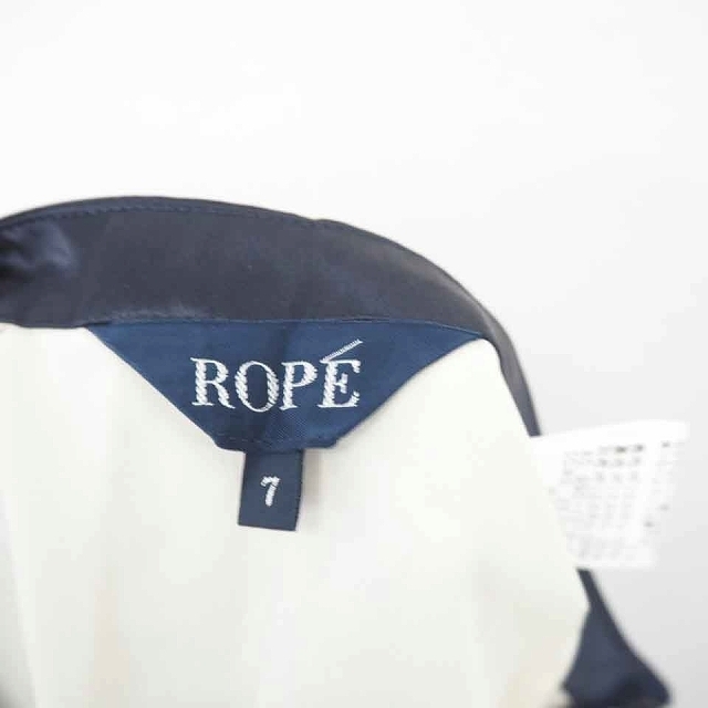 ROPE’(ロペ)のロペ ROPE スカート フレア ひざ丈 総柄 薄手 サイドジップ 7 緑 青 エンタメ/ホビーのコスプレ(その他)の商品写真