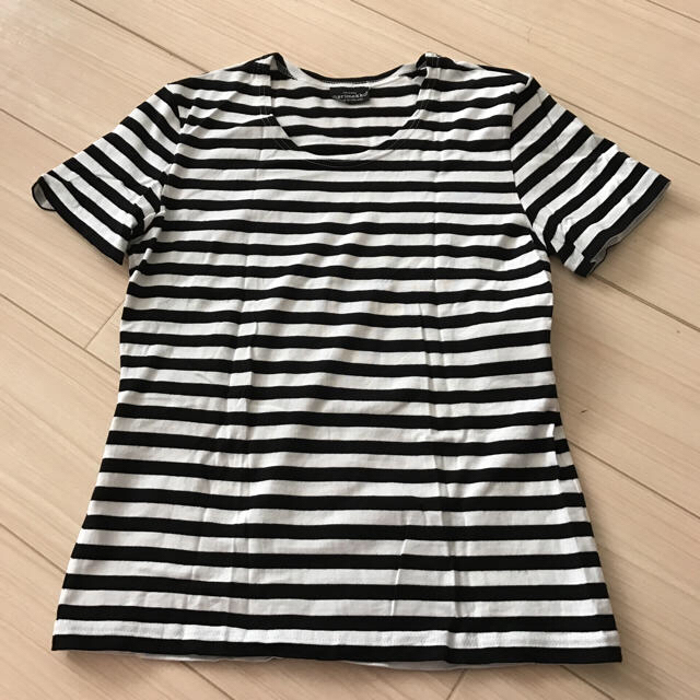 marimekko(マリメッコ)のmarimekko  1度のみ着用 ボーダー Tシャツ レディースのトップス(カットソー(長袖/七分))の商品写真