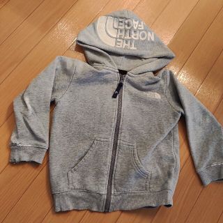 ザノースフェイス(THE NORTH FACE)のノースフェイス　パーカー　サイズ110(ジャケット/上着)