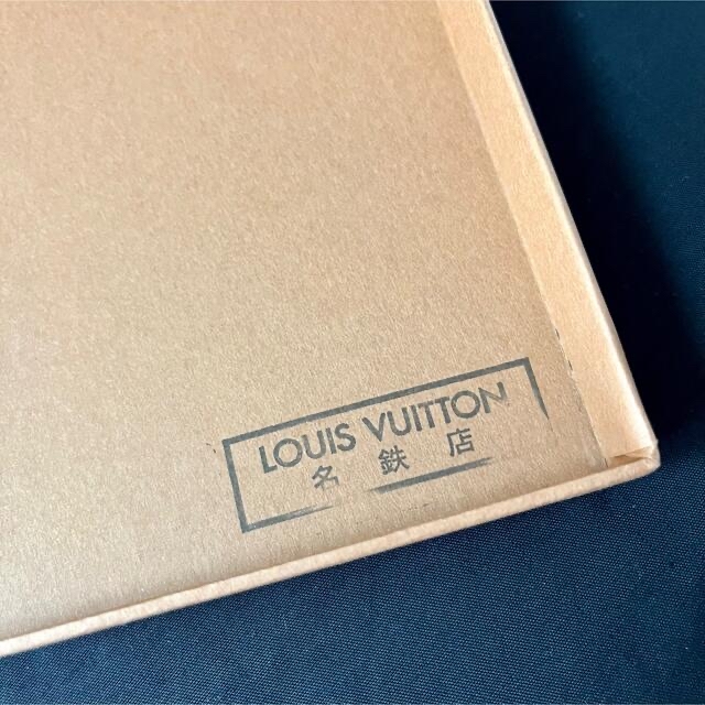 LOUIS VUITTON(ルイヴィトン)のLOUIS VUITTON ギフトボックス レディースのバッグ(ショップ袋)の商品写真