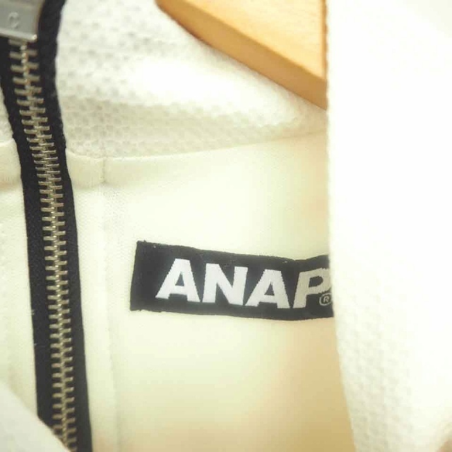 ANAP(アナップ)のアナップ ANAP ワンピース 膝下丈 プルオーバー 無地 シンプル ノースリー エンタメ/ホビーのコスプレ(その他)の商品写真