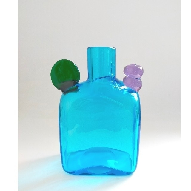 iittala(イッタラ)のOiva Toikka　Pompom Bottle N526 　オイバ・トイッカ インテリア/住まい/日用品のインテリア小物(置物)の商品写真