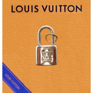 ルイヴィトン(LOUIS VUITTON)のルイヴィトン LOUIS VUITTON 携帯ストラップM65388 一部パーツ(キーホルダー)