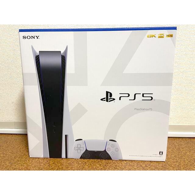 PlayStation(プレイステーション)のプレステーション5 新品 CFI-1100A01  825GB エンタメ/ホビーのゲームソフト/ゲーム機本体(家庭用ゲーム機本体)の商品写真