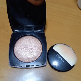 シャネル(CHANEL)のCHANEL　POUDRE LUMIERE(フェイスパウダー)