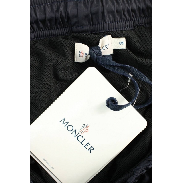 MONCLER(モンクレール)のモンクレール ナイロンスイムハーフパンツ S メンズのパンツ(ショートパンツ)の商品写真