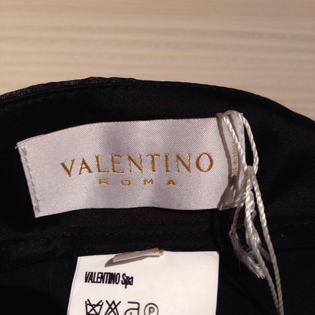 VALENTINO(ヴァレンティノ)の♥️VALENTINO ROMA♥️ レディースのスカート(ひざ丈スカート)の商品写真