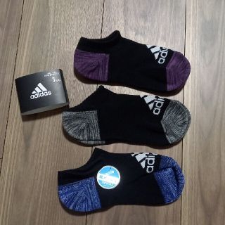 アディダス(adidas)の【新品】adidas　アディダス　23-25センチ　靴下　3足セット(ソックス)