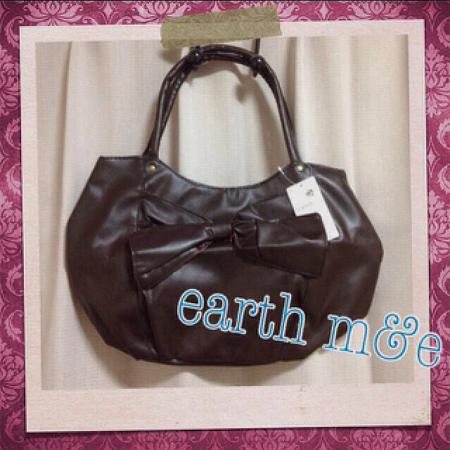 earth music & ecology(アースミュージックアンドエコロジー)の《新品》earth☆リボンバッグ レディースのバッグ(ハンドバッグ)の商品写真