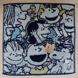 ピーナッツ(PEANUTS)のスヌーピー　タオルハンカチ　総柄　vintagePEANUTS(ハンカチ)