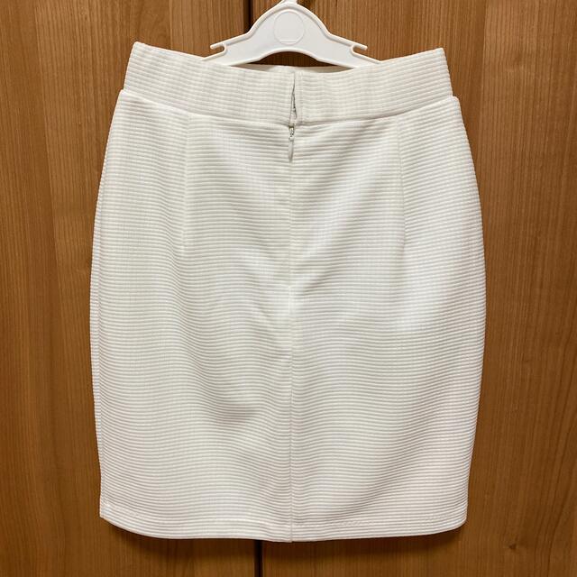 rienda(リエンダ)のrienda ホワイト　ミニスカート　裏地付 レディースのスカート(ミニスカート)の商品写真
