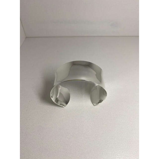 Maison Martin Margiela(マルタンマルジェラ)の【匿名配送】シルバーバングル silver925 メンズ レディース メンズのアクセサリー(バングル/リストバンド)の商品写真