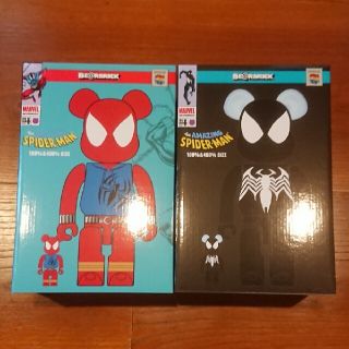 ベアブリック(BE@RBRICK)のBE@RBRICK  SPIDER-MAN-BLACK 100%&400%(フィギュア)