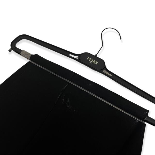 FENDI - 新品 FENDI スラックス センタープレス ブラック パンツ