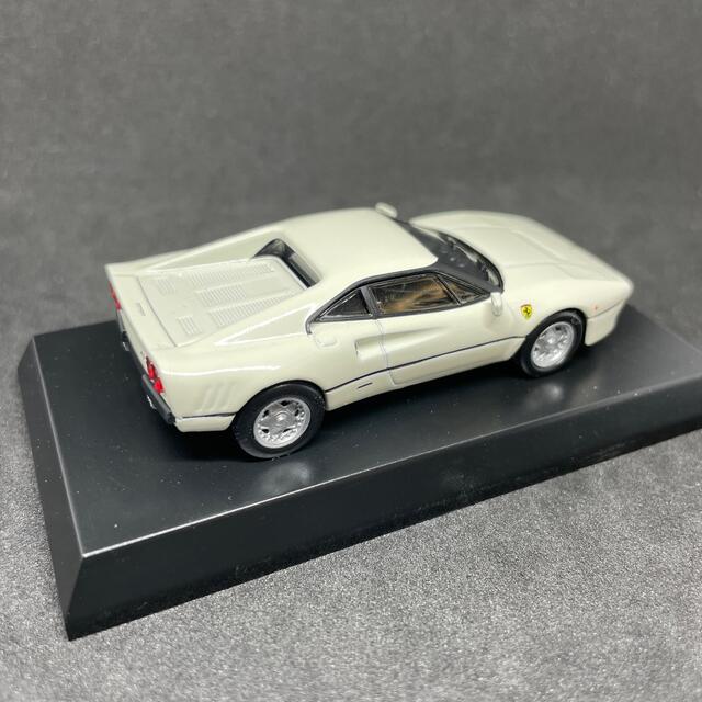 Ferrari(フェラーリ)の1/64 京商 フェラーリコレクション7 288 GTO 白 39F3 エンタメ/ホビーのおもちゃ/ぬいぐるみ(ミニカー)の商品写真