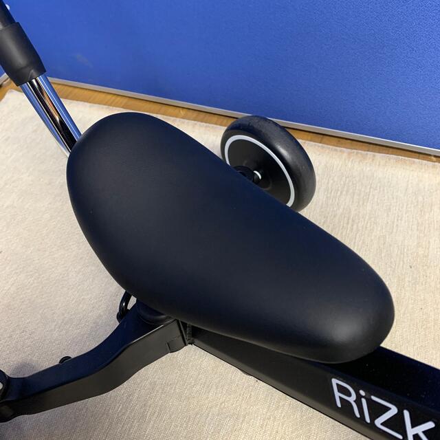 最終値下げ　RiZKiZ 2in1 折りたたみ三輪車 乗用玩具 バランスバイク 2