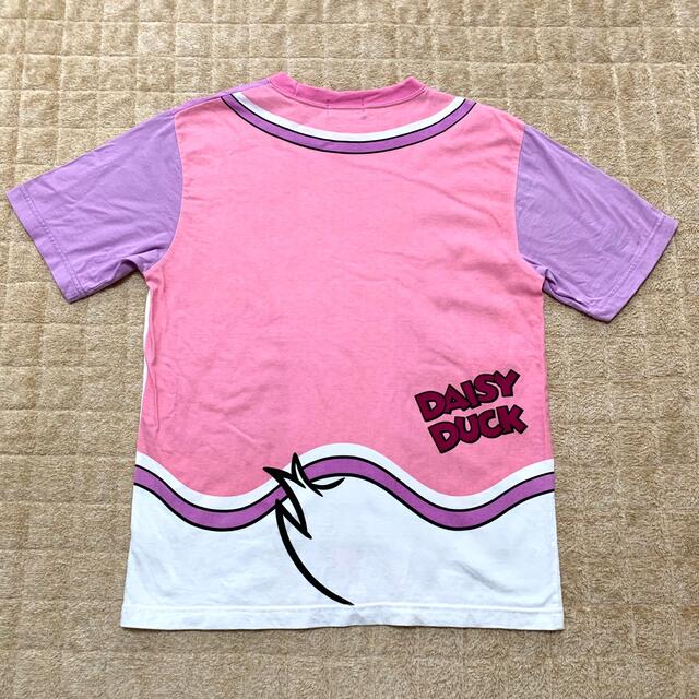 Disney(ディズニー)の【ディズニー】デイジー ビッグフェイス Tシャツ Mサイズ 美品 レディースのトップス(Tシャツ(半袖/袖なし))の商品写真