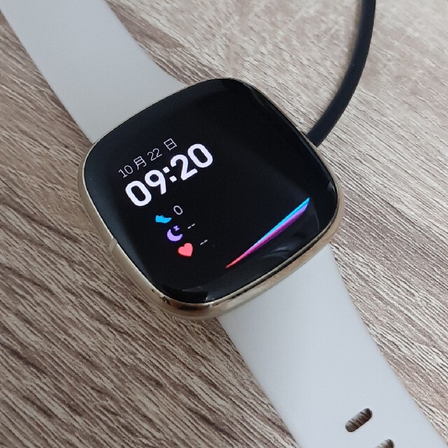 87%OFF!】 Fitbit フィットビット 充電ケーブル Versa 4