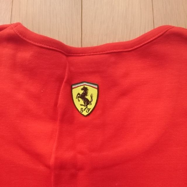 Ferrari(フェラーリ)のフェラーリTシャツ レディースのトップス(Tシャツ(半袖/袖なし))の商品写真