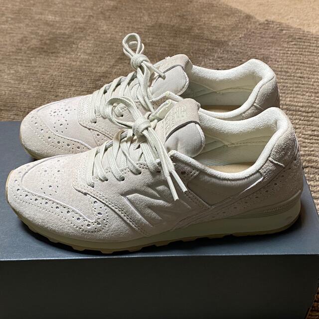 New Balance(ニューバランス)のnew balanceレディーススニーカー　WL996PRA OFF WHITE レディースの靴/シューズ(スニーカー)の商品写真