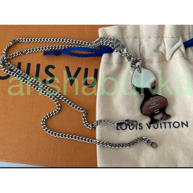 LOUIS VUITTON(ルイヴィトン)のLOUIS VUITTON ペンダントLV・ダック ニゴ ルイヴィトン メンズのアクセサリー(ネックレス)の商品写真