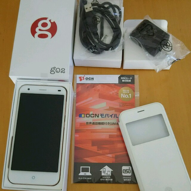 【goo 02】SIMフリースマホ (SIM付き) スマホ/家電/カメラのスマートフォン/携帯電話(スマートフォン本体)の商品写真