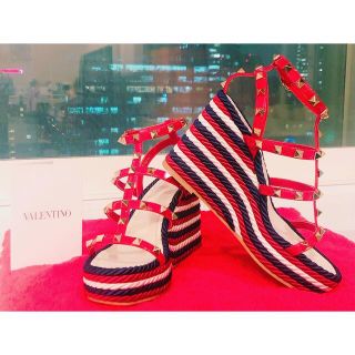 ヴァレンティノ(VALENTINO)の貴重❤️🤍💙バレンティノ  ウェッジサンダル　36　定価¥89720(サンダル)