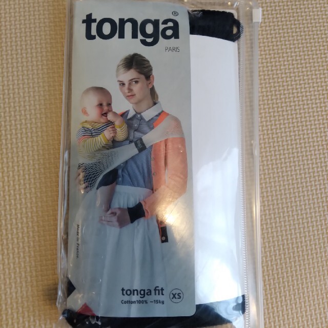 tonga(トンガ)の試着のみ　トンガフィット xs　黒色 キッズ/ベビー/マタニティの外出/移動用品(抱っこひも/おんぶひも)の商品写真