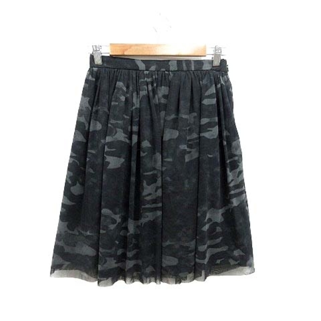 Spick & Span(スピックアンドスパン)のスピック&スパン フレアスカート ひざ丈 迷彩 カモフラ 36 黒 緑 カーキ レディースのスカート(ひざ丈スカート)の商品写真