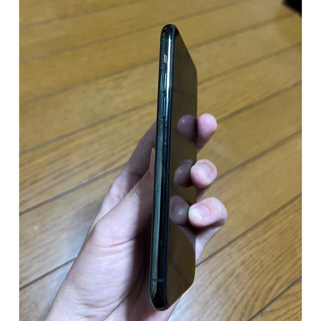 iPhone(アイフォーン)の【美品】iPhone11 Pro 256GB ミッドナイトグリーン simフリー スマホ/家電/カメラのスマートフォン/携帯電話(スマートフォン本体)の商品写真