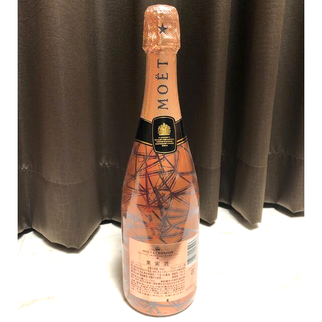 MOËT & CHANDON(モエエシャンドン)の⭐️モエシャンドン ネクター アンペリアル ロゼ⭐️ 食品/飲料/酒の酒(シャンパン/スパークリングワイン)の商品写真