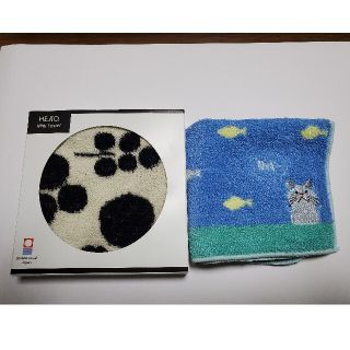 イマバリタオル(今治タオル)の新品 今治ハンカチタオル 黒ブドウ柄(箱付)&猫柄ハンカチタオル(ハンカチ)