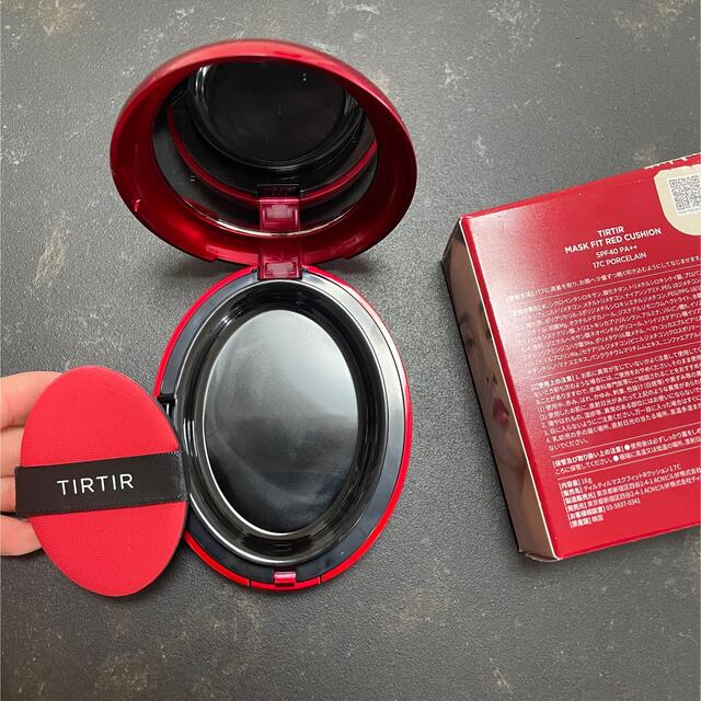 ティルティル　TIRTIR  レッド クッション ファンデ 17C  コスメ/美容のベースメイク/化粧品(ファンデーション)の商品写真