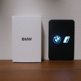 ビーエムダブリュー(BMW)の【非売品】BMW オリジナル・パワーバンク(バッテリー/充電器)