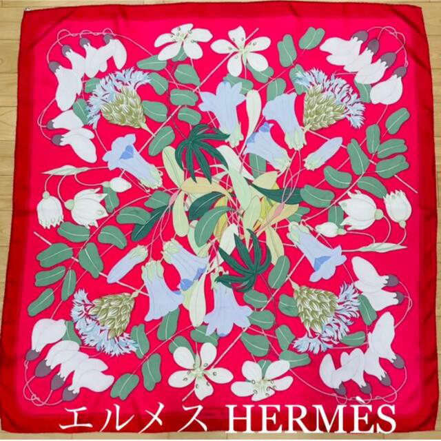 Hermes(エルメス)のエルメスHERMÈS カレ90 ギリシャの花 FLORA GRAECA スカーフ レディースのファッション小物(バンダナ/スカーフ)の商品写真