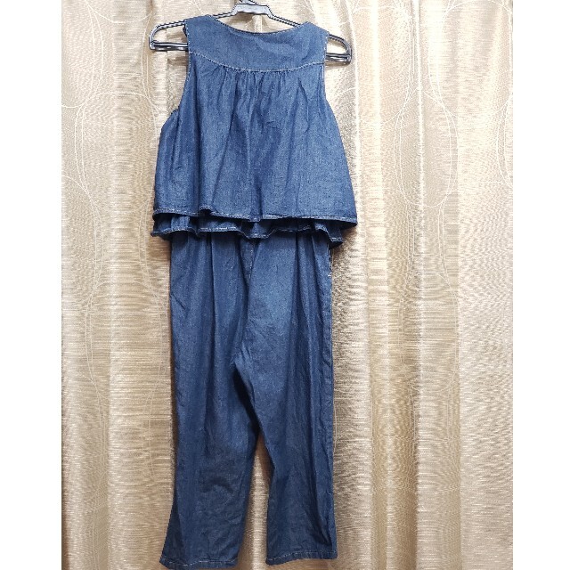 GU(ジーユー)のデニムサロペット 120cm キッズ/ベビー/マタニティのキッズ服女の子用(90cm~)(パンツ/スパッツ)の商品写真