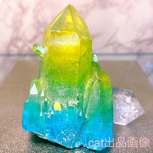 オーラクリスタル オーラ水晶 天然石 オーロラ水晶 水晶クラスター チタン 原石の通販 By Cat Shop ラクマ