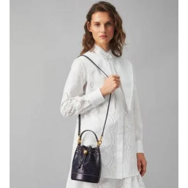 Tory Burch - Tory Burch🎀Tモノグラムレザーミニバケットバッグの通販