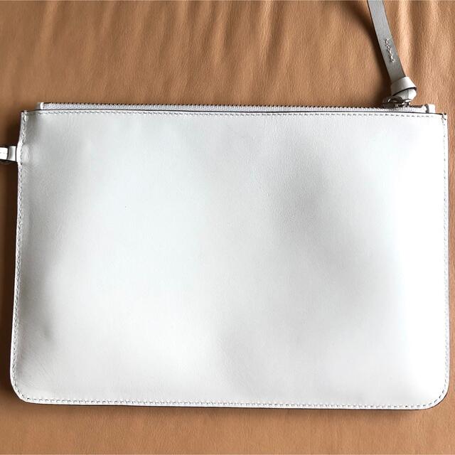JIMMY CHOO - JIMMY CHOO☆クラッチバッグ☆FARA LATTE 未使用の JIMMY CHOO - JIMMY CHOO☆クラッチバッグ☆FARA LATTE 未使用の