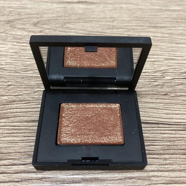 NARS(ナーズ)のNARS ハードワイヤードアイシャドー5338 コスメ/美容のベースメイク/化粧品(アイシャドウ)の商品写真